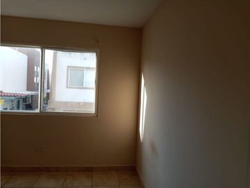 SE VENDE CASA EN BRISAS DEL GOLF EN $210,000 AM