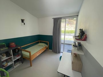 casa en venta en alfaguara. Cod V112641