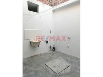🏡 Venta De Casa + 2 Departamentos En Proyección En Monsefú