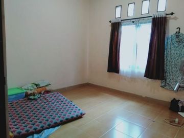 Rumah di Pancoran Mas, 1.5 Lt, Lok. Bagus di Rangkapan Jaya