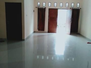 Rumah di Pancoran Mas, 1.5 Lt, Lok. Bagus di Rangkapan Jaya