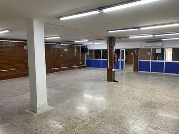 bodega en arriendo en obrero. Cod A3246