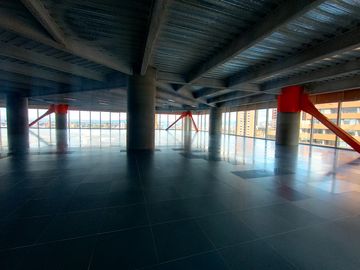 oficina en arriendo en centro internacional. Cod A1087184