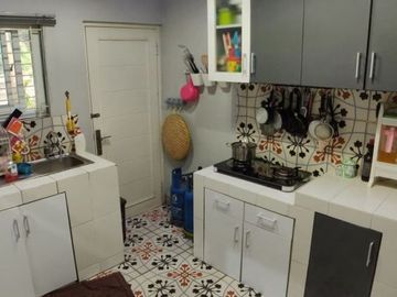 Rumah Hook Siap Huni 2 Lantai di Serua Indah Ciputat 4430
