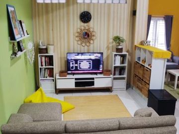 Rumah Hook Siap Huni 2 Lantai di Serua Indah Ciputat 4430