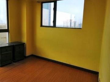 Makati Medical Plaza Penthouse close to Makati Medical Center Hospital