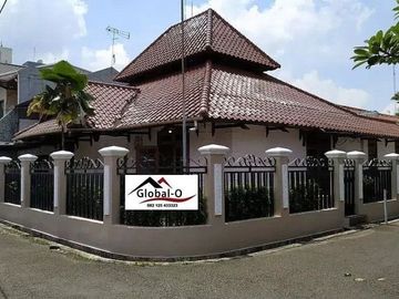 Disewakan Rumah Komplek Pelita,Kalibata 2Lantai posisi HOOK