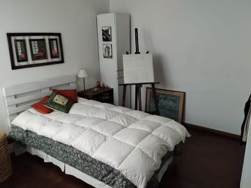 Casa con Departamento en venta en Ezpeleta Este