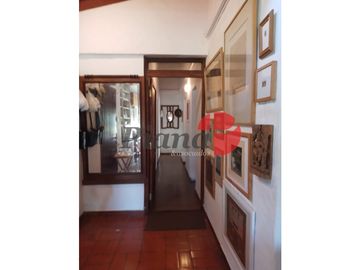 Casa en Zona Golf - Encantador entorno - Construcción Solida