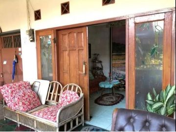 Dijual Rumah Ketintang Baru, Dekat Royal, Surabaya Selatan