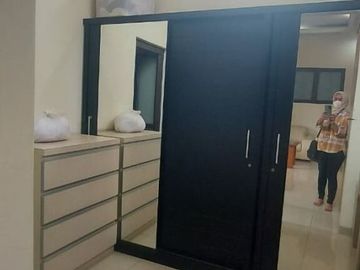Rumah 2 Lantai Full Renovasi di Cluster Aralia Harapan Indah Bekasi