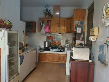 Rumah 2 Lantai Full Renovasi di Cluster Aralia Harapan Indah Bekasi