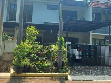 Rumah 2 Lantai Full Renovasi di Cluster Aralia Harapan Indah Bekasi
