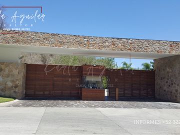 SE VENDE LUJOSO DEPARTAMENTO EN ARENA BLANCA HERMOSA PLAYA Y VISTA AL MAR