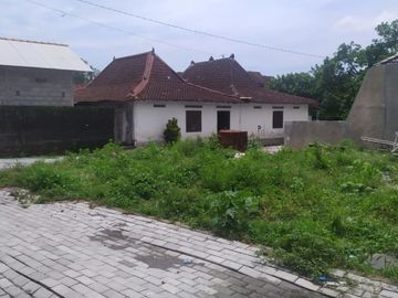Dijual Tanah di Jogja Luas 222 m2, 10 menit ke Kampus UII Jakal