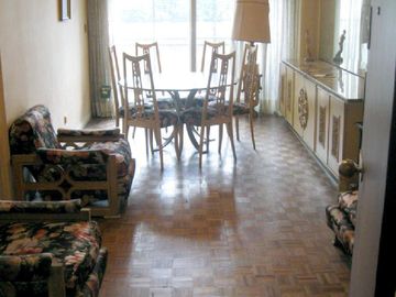 VENTA : : 3 AMB C/DEPENDENCIA : : COCHERA : : CHARCAS 4300 : : U$S 239.000.-