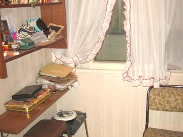 VENTA : : 3 AMB C/DEPENDENCIA : : COCHERA : : CHARCAS 4300 : : U$S 239.000.-
