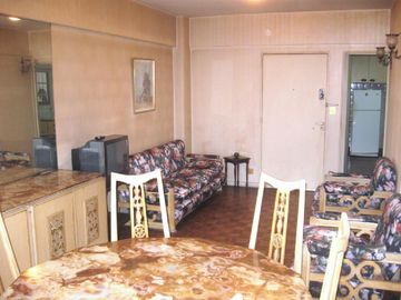 VENTA : : 3 AMB C/DEPENDENCIA : : COCHERA : : CHARCAS 4300 : : U$S 239.000.-