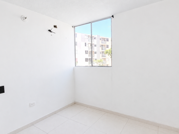 apartamento en venta en puerta dorada. Cod V121133301