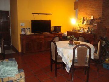 EXCEL.CASA 4 AMB, 3 DORM.+PARQUE+COCHERA + DEPTO FDO. APTO CREDITO:GALICIA, SANTANDER Y MACRO.
