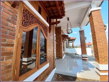 Rumah Cantik Eksklusif Nan Ciamik di Kalasan
