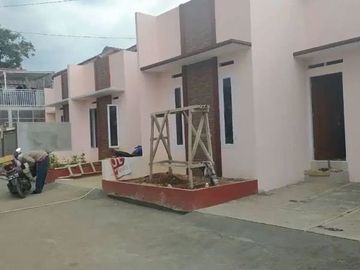 Rumah murah di lokasi strategia di cipayung depok