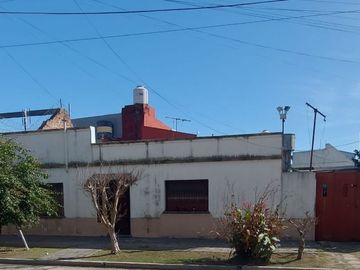 Casa en venta en Avellaneda Oeste