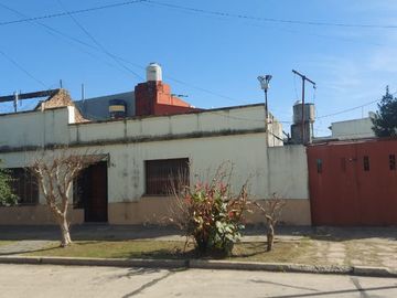 Casa en venta en Avellaneda Oeste