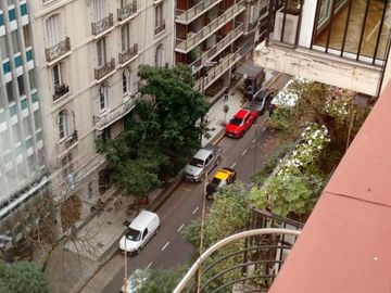 RETIRO PISO EXCELENTE VISTA SOBRE AV. SANTA FE PLAZA SAN MARTÍN