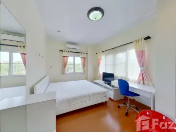 4 Bedroom House for sale at Home In Park