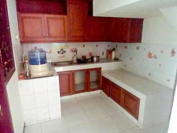 Rumah Hook 2 Lantai Luas 262 di Dewandaru Sukarno Hatta Malang