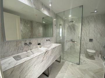 Venta de apartamento en Marbella, Wander & Yoo
