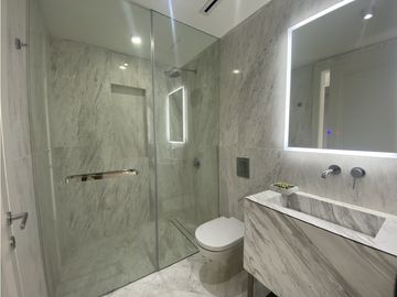 Venta de apartamento en Marbella, Wander & Yoo