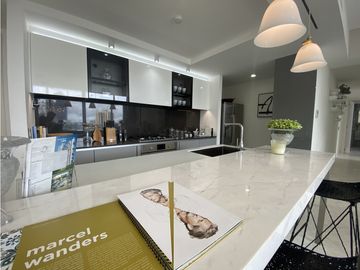 Venta de apartamento en Marbella, Wander & Yoo