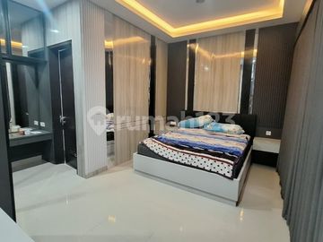 Disewakan Murah Rumah Cluster Dallas Pik2 Ext