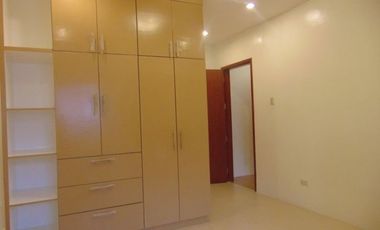 Income Generating Property with 3 Townhouses and 1 single house in Banilad, Cebu City