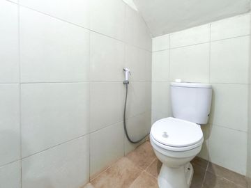 Rumah SHM 15 Menit ke Mall Paradise Walk Serpong 2 Lt Siap KPR J-49003