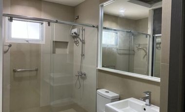 House and Lot 3 Storey For Sale in Diliman Quezon City