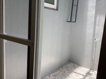 House and Lot 3 Storey For Sale in Diliman Quezon City