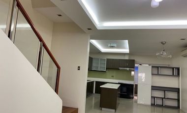 House and Lot 3 Storey For Sale in Diliman Quezon City