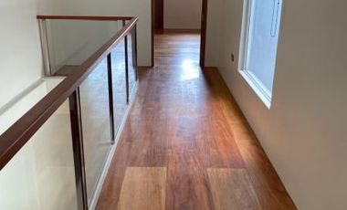 House and Lot 3 Storey For Sale in Diliman Quezon City