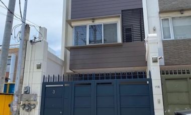 House and Lot 3 Storey For Sale in Diliman Quezon City
