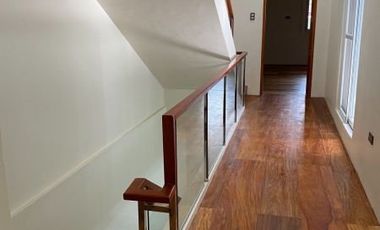 House and Lot 3 Storey For Sale in Diliman Quezon City