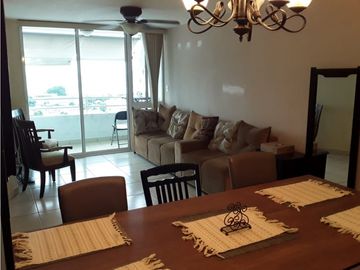 Se vende apartamento en Parque Lefevre, Ph Prisma