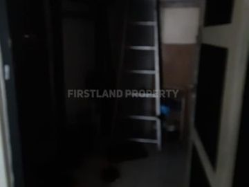 Rumah tengah kota di Jend. Sudirman Gisikdrono