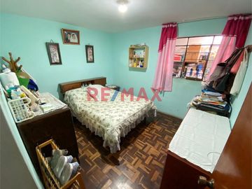 Excelente oportunidad de disfrutar de la privilegiada y tranquila ubicación de ésta hermosa Casa de solo un piso, con 200 mt2 de área de terreno por 1