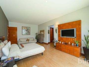 LINDA Y ACOGEDORA CASA EN CONDOMINIO CON PISCINA EN RINCONADA BAJA