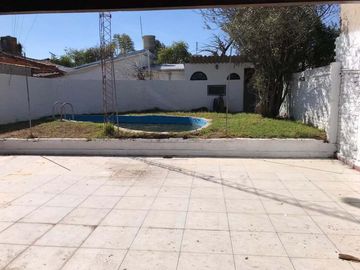 Casa PH en venta en Ituzaingo Norte