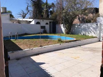 Casa PH en venta en Ituzaingo Norte