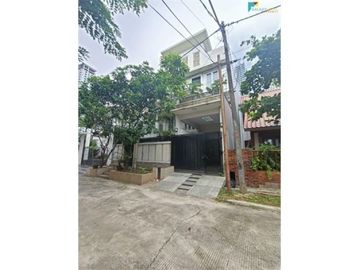 4 Bedroom House for sale